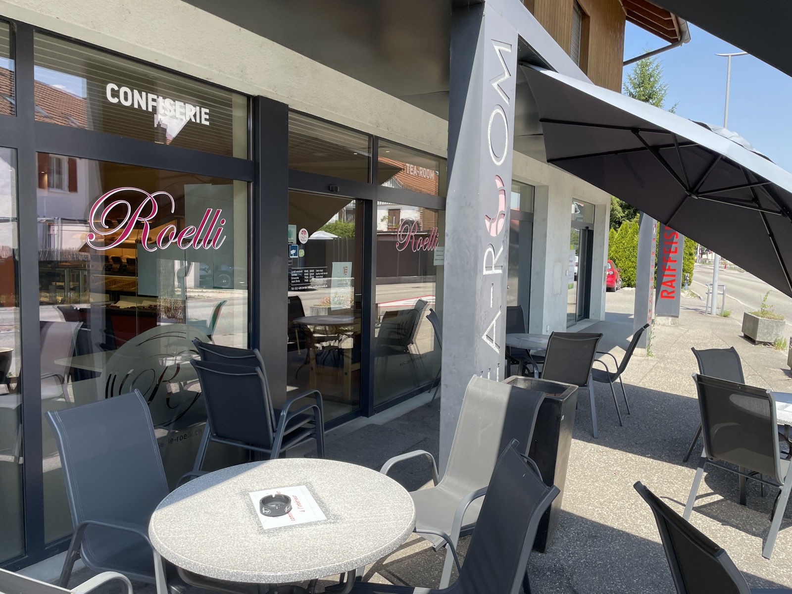 Magasin Roelli Glovelier